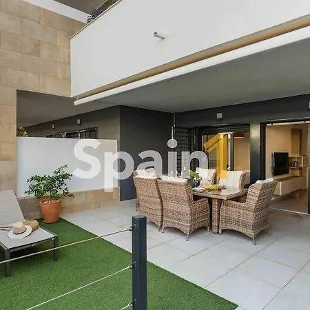 Flamenca Village Swimming Pool Views 2 Bedroom Ground Floor With Garden Apartment *